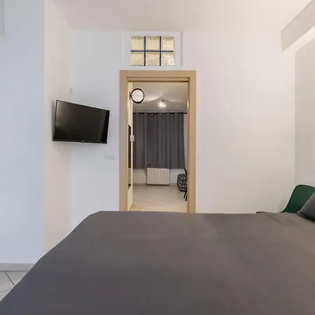 Apartment Blue Bari
